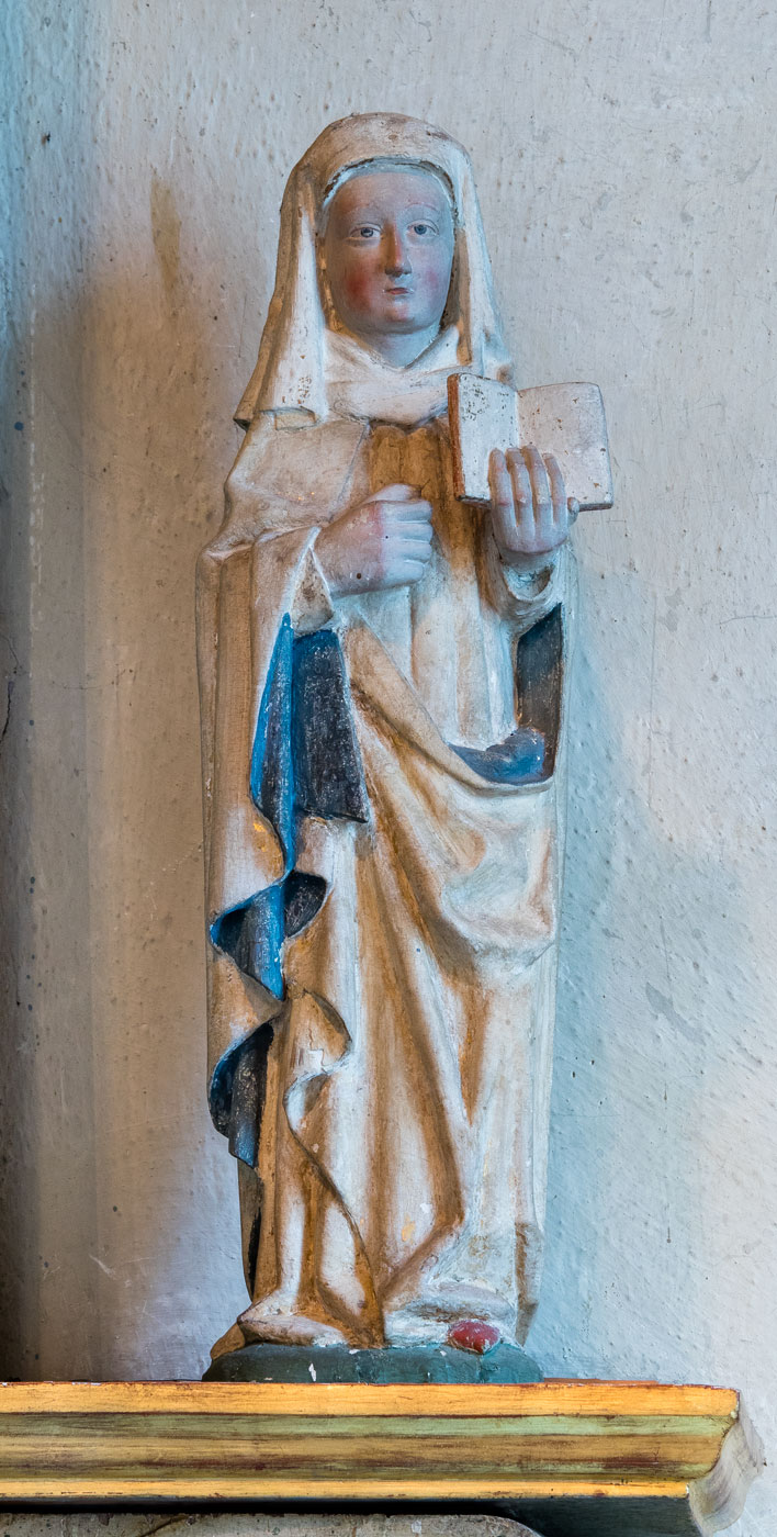 S:ta Birgitta, träskulpur på altaruppsatsen - Kungs-Husby kyrka