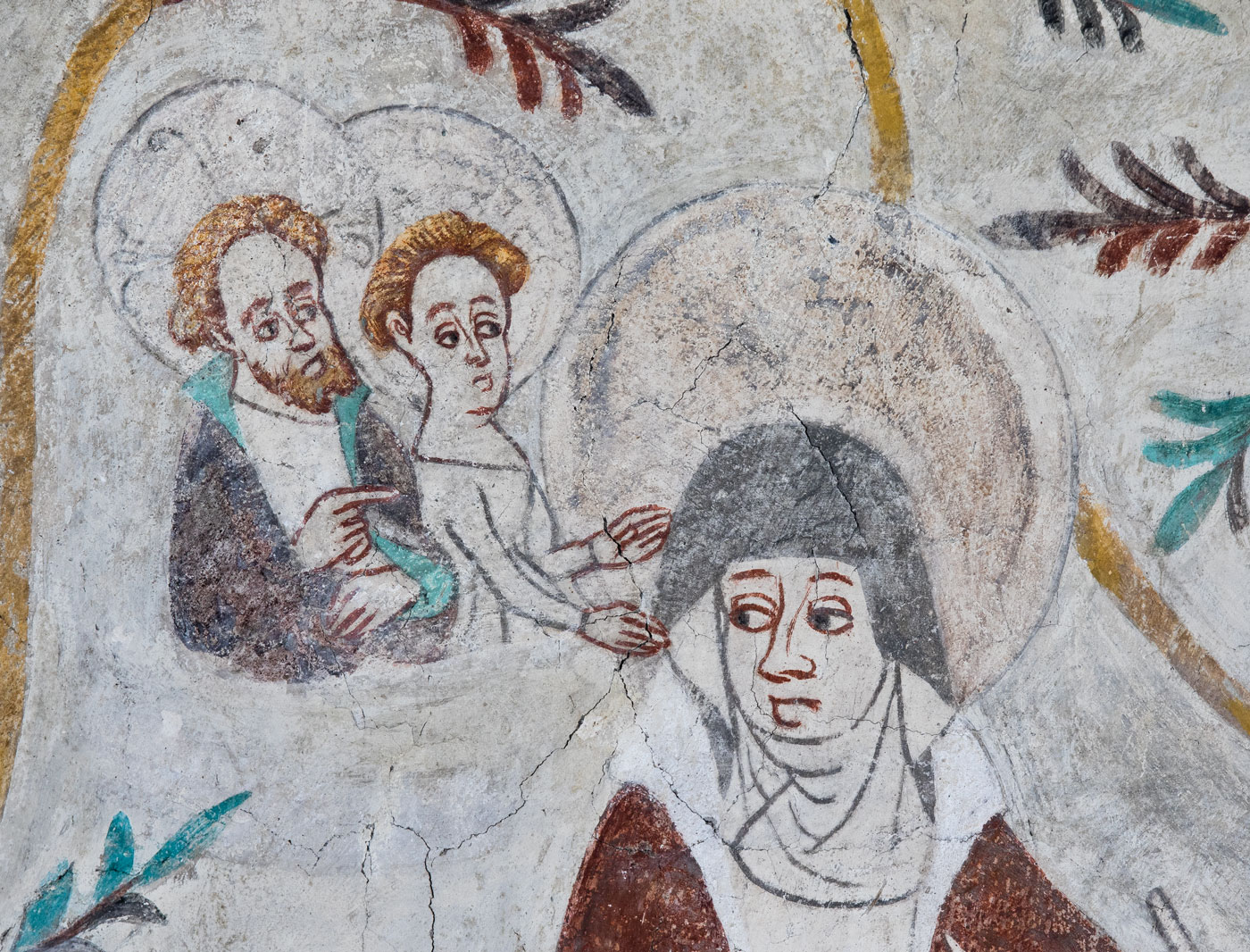 Birgitta nedskriver en uppenbarelse, som dikteras av Kristus och Maria (detalj) - Tensta kyrka