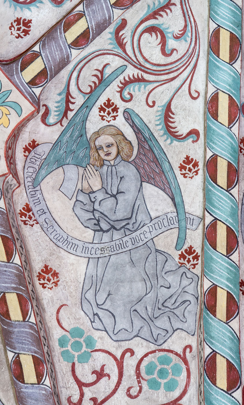 En av åtta änglar med hymnen Te Deum uppdelad på åtta språkband: Tibi Cherubum et Seraphim incessabile voce procla(ma)nt (V) - Vittinge kyrka