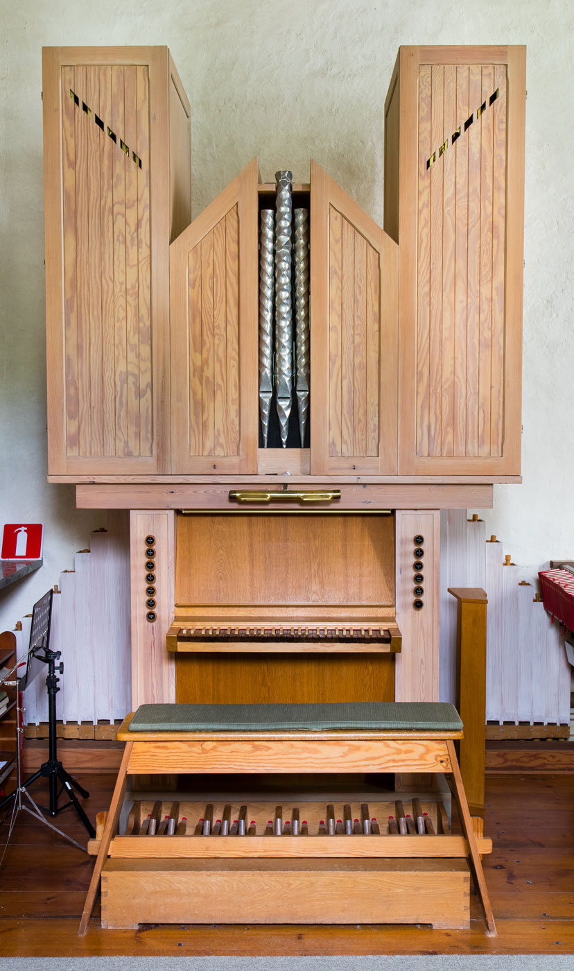 Orgel - Halla kyrka