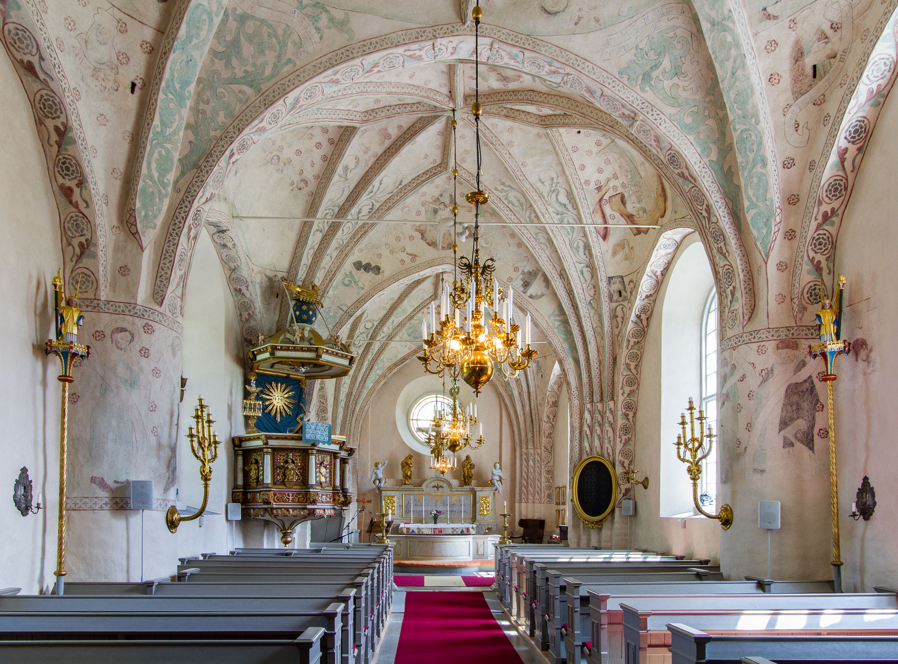 Interior mot öster - Övergrans kyrka